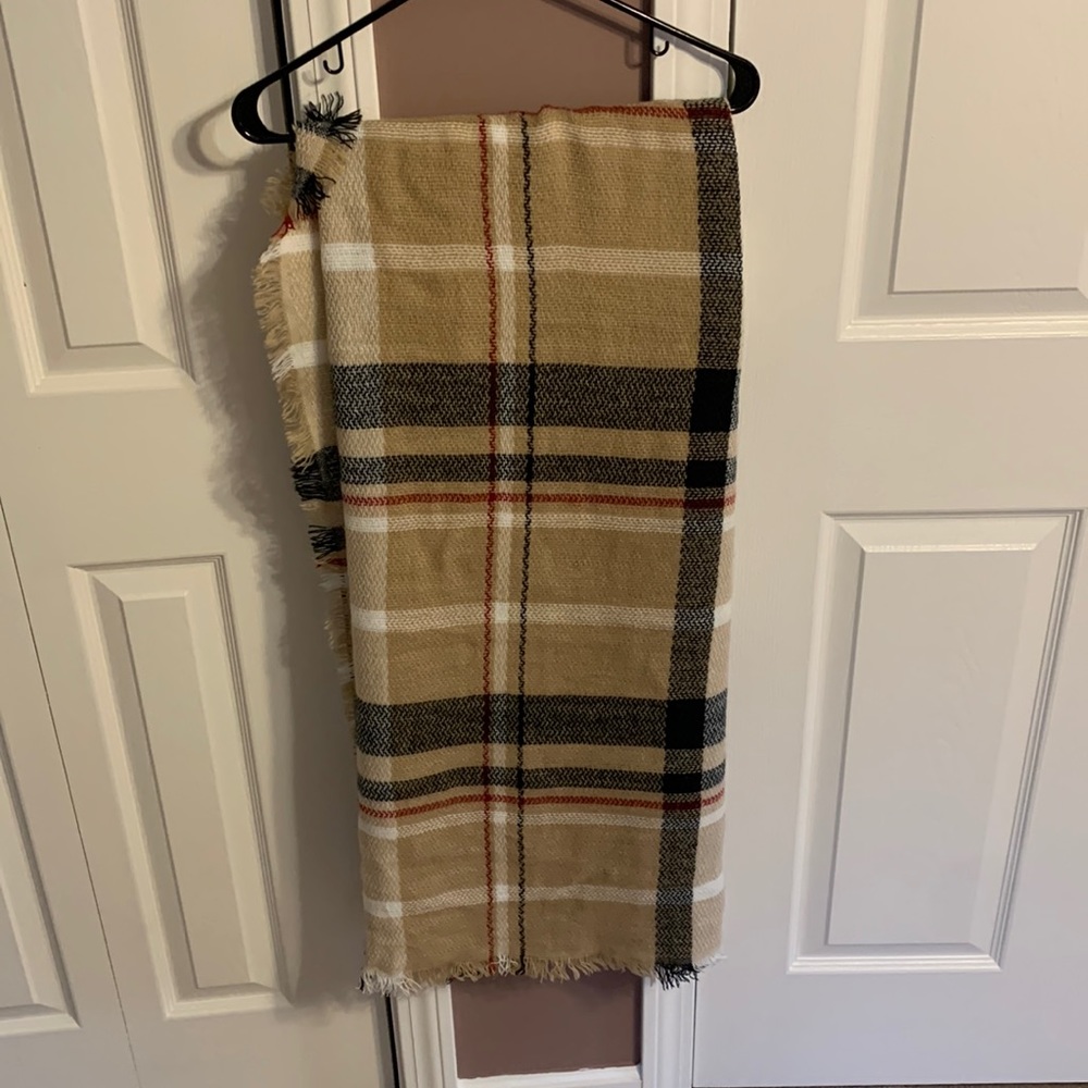 Plaid blanket scarf
